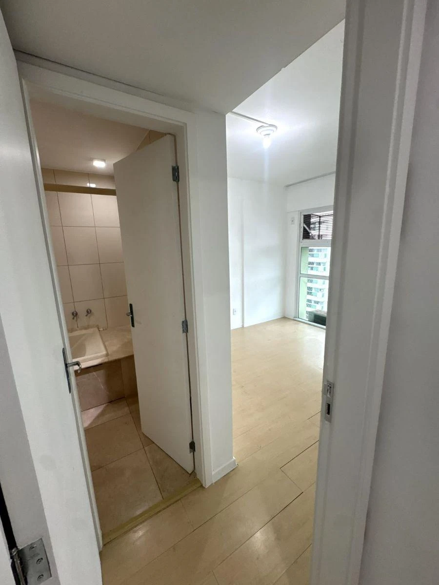 Ванна та 3 спальні: квартира 112 м²