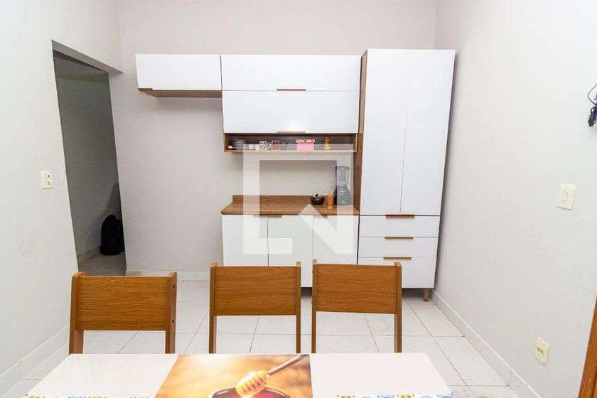Casa mobiliada com 2 quartos e varanda privativa — photo 15