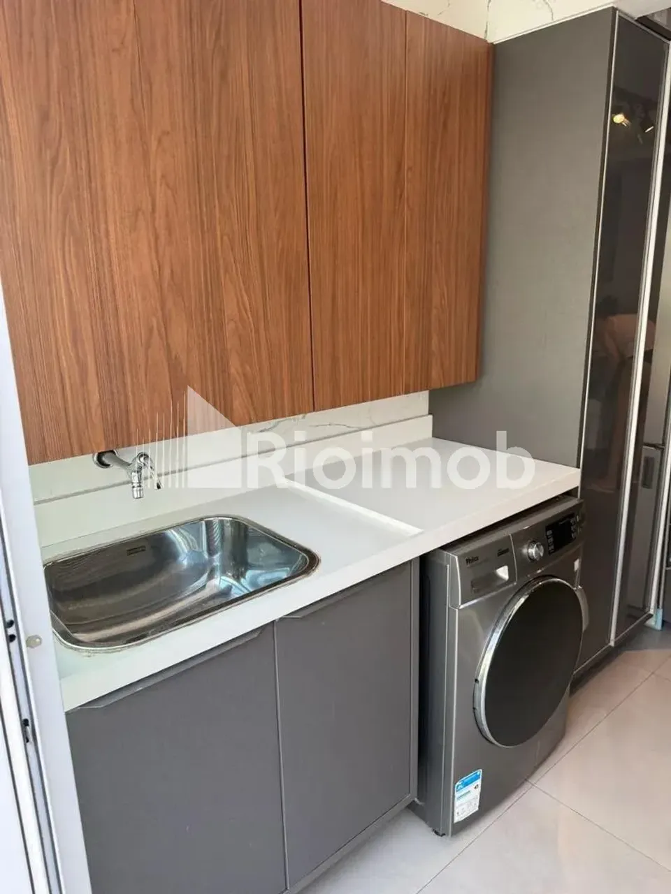 Furnished apartment with 3 bedrooms and balcony — photo 9