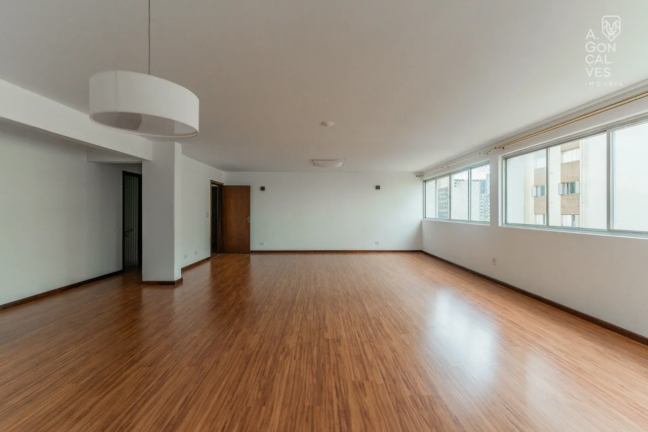 4-bedroom apartment with 3 baths and 2 parking spaces — photo 5