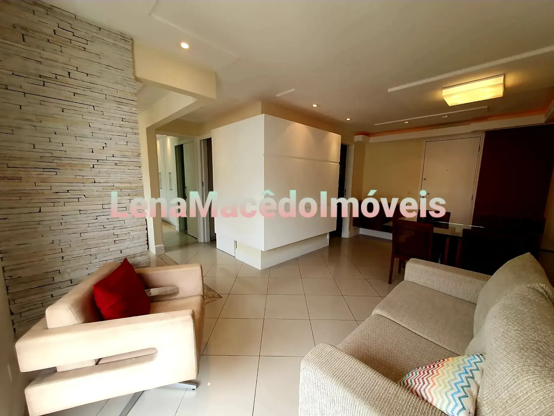 2-bedroom apartment with 2 bathrooms and a balcony — photo 5