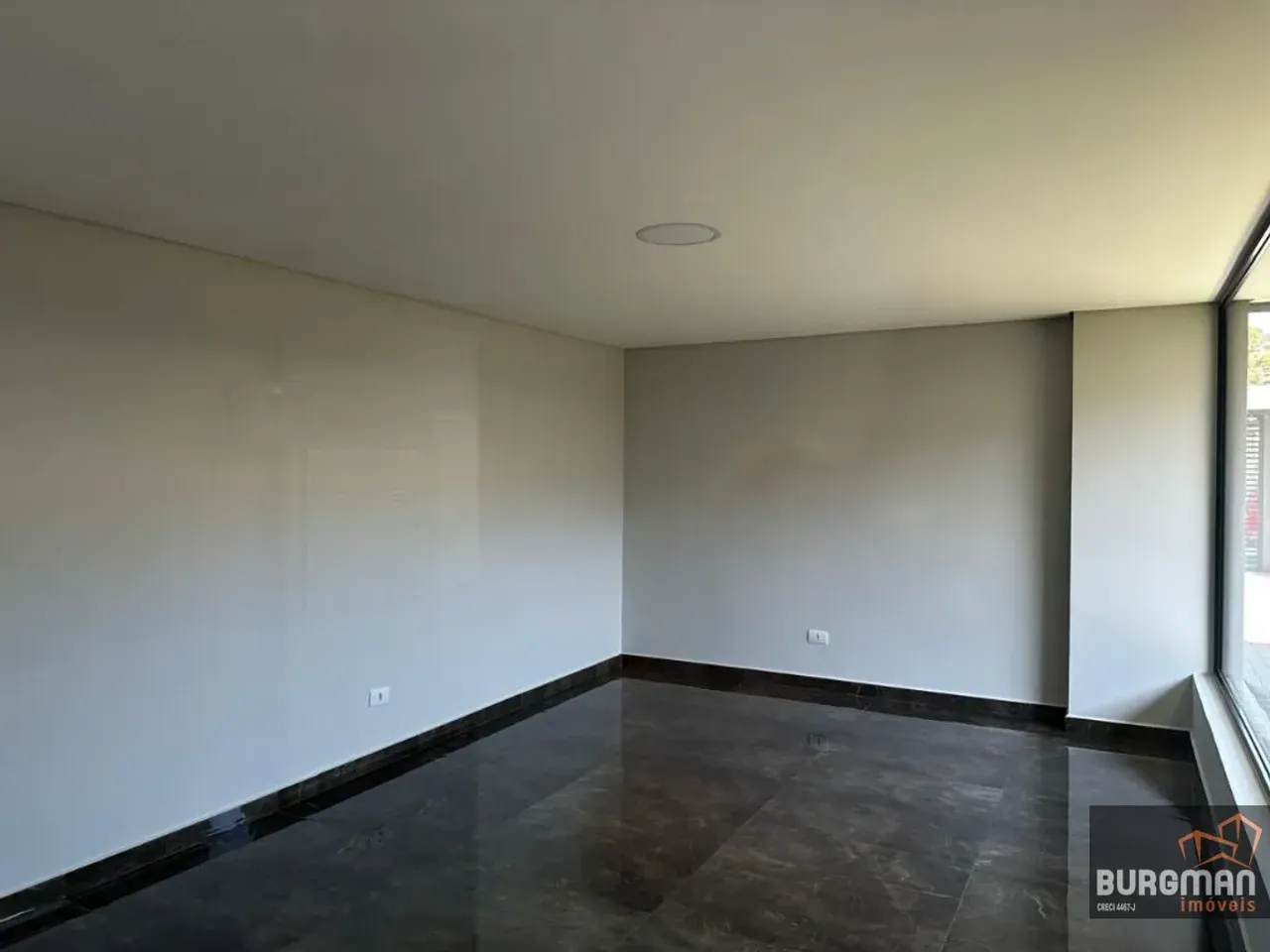 121 m² apartment with 2 bedrooms and 2 parking spaces — photo 19