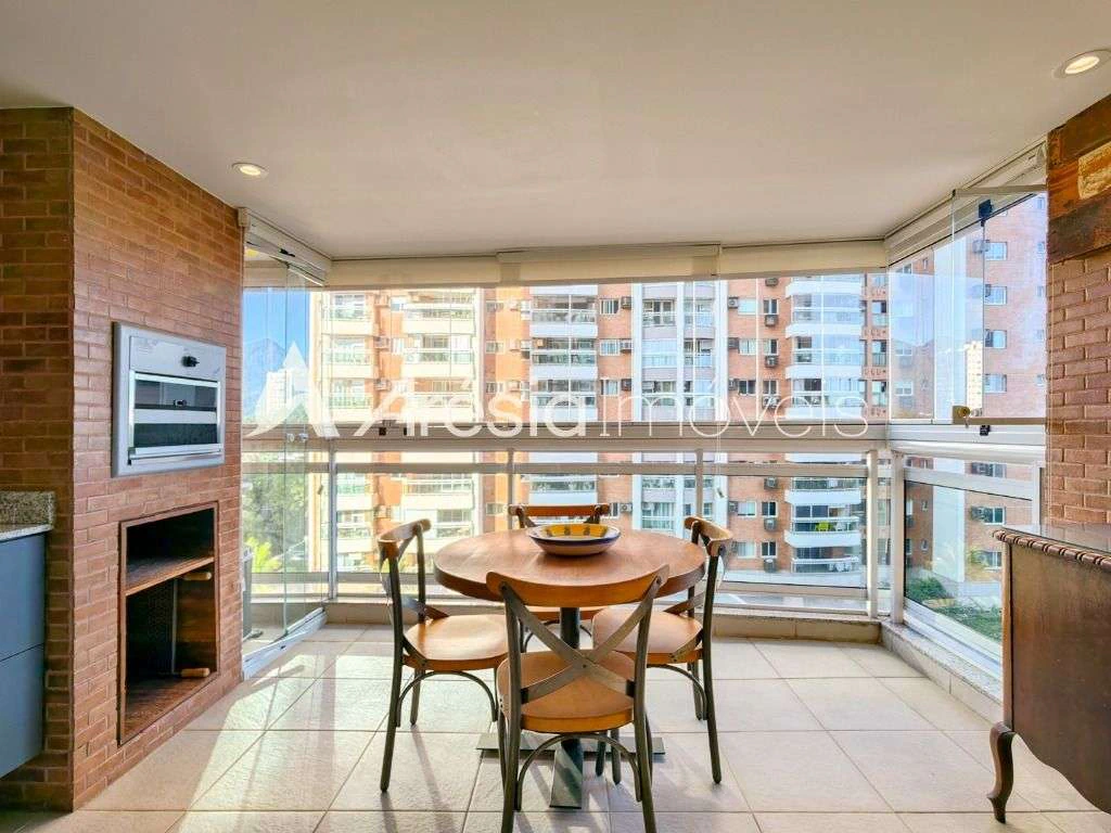 Apartamento mobiliado com 2 quartos e 100 m² — photo 10