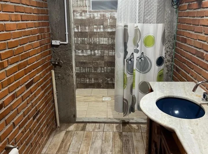 Будинок із відкритою кухнею та 200 м² — photo 5