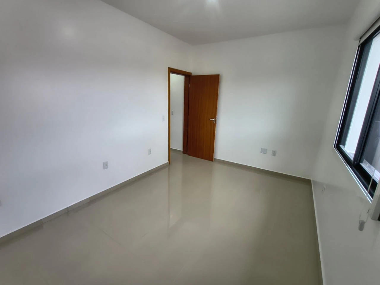 Балкон с грилем и 2 спальни: дом 98 м² — photo 21