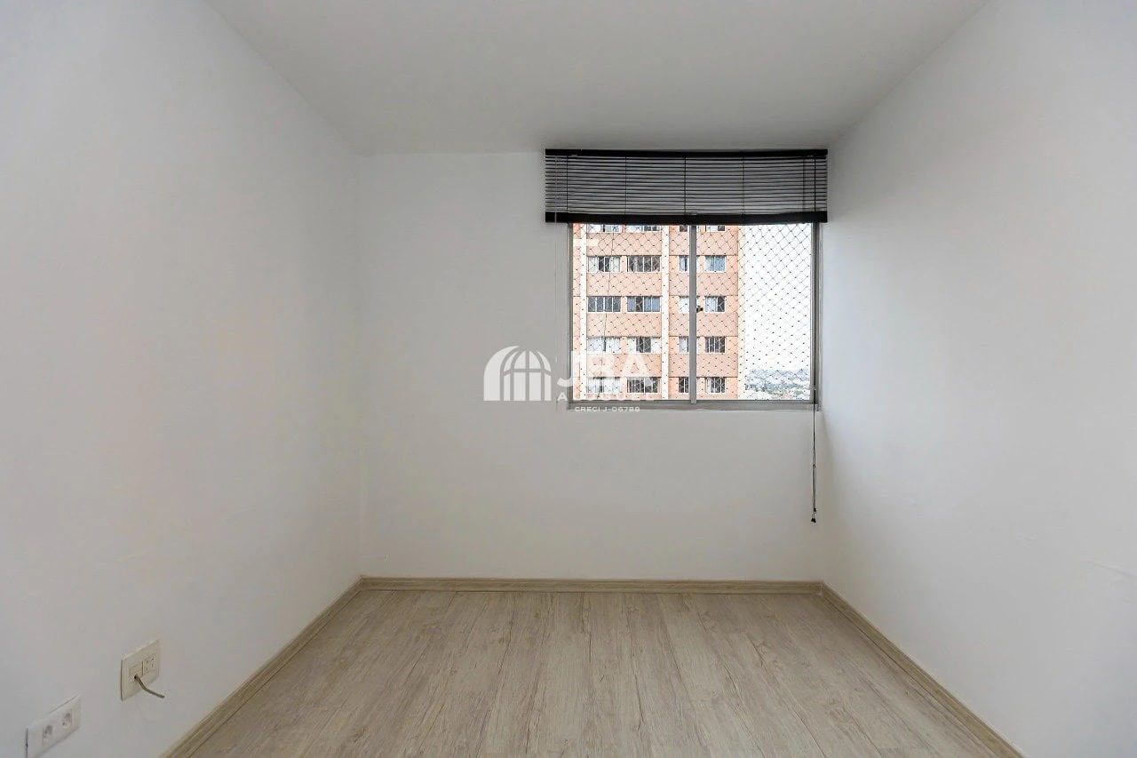 Apartment, 74 m², with wood or laminate floors — photo 21