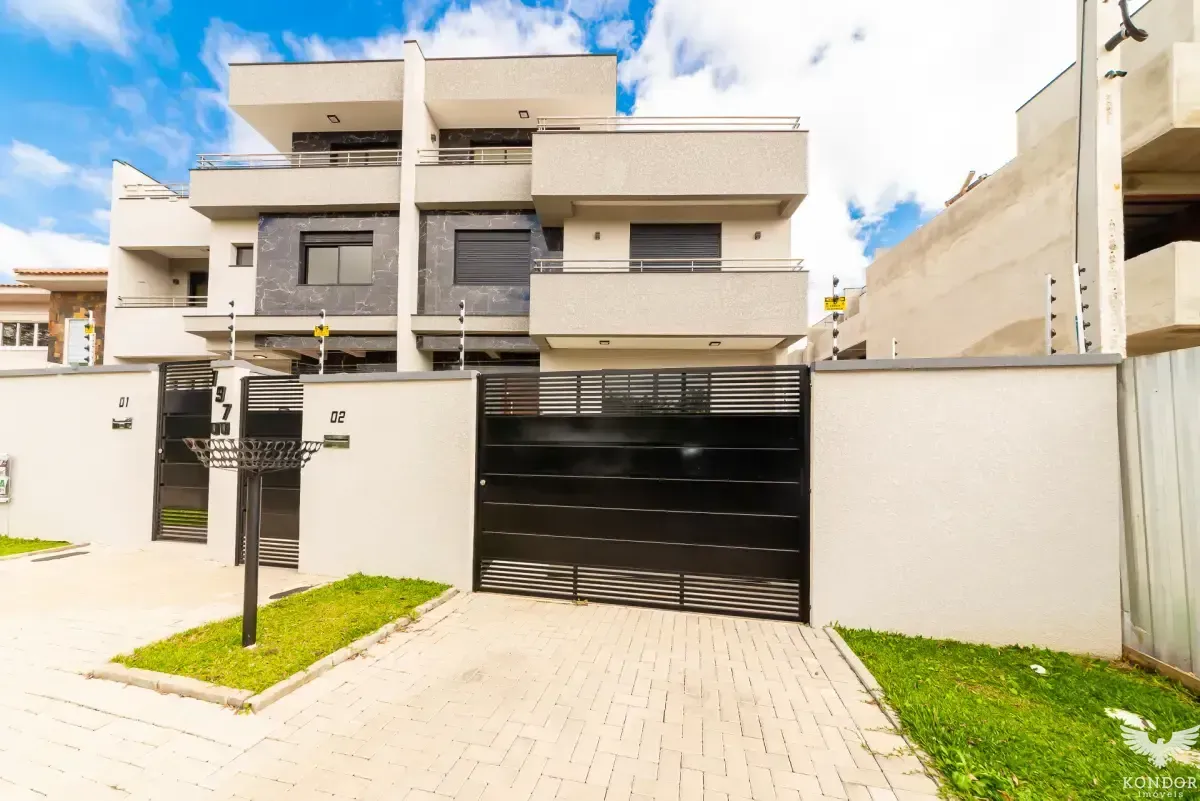 Two-story house with 230 m², 3 bedrooms and 4 baths — photo 9