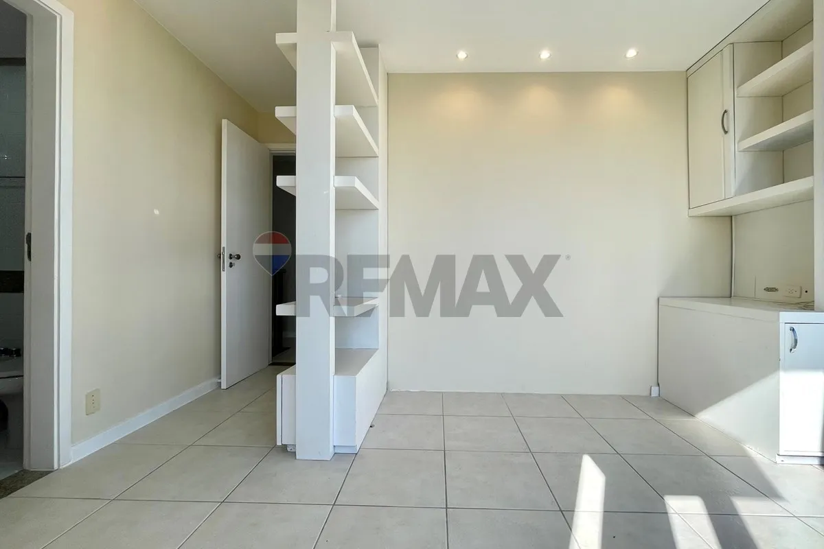 Duplex penthouse with 3 en-suite bedrooms and 200 m² — photo 8