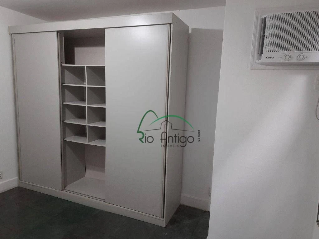 Home office in a 3-bedroom apartment, 110 m² — photo 34