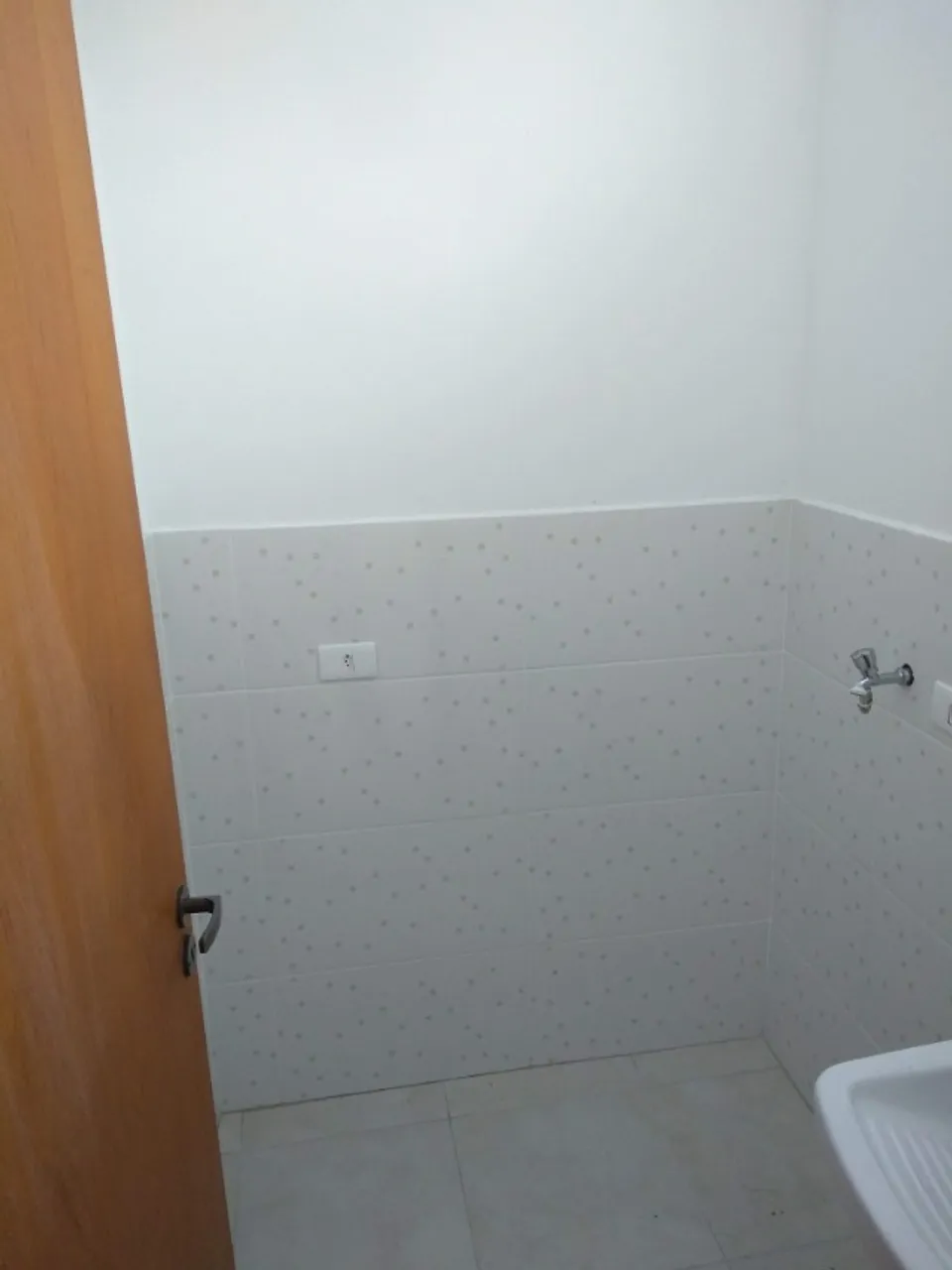 Studio with an open-plan kitchen and 1 parking space — photo 6