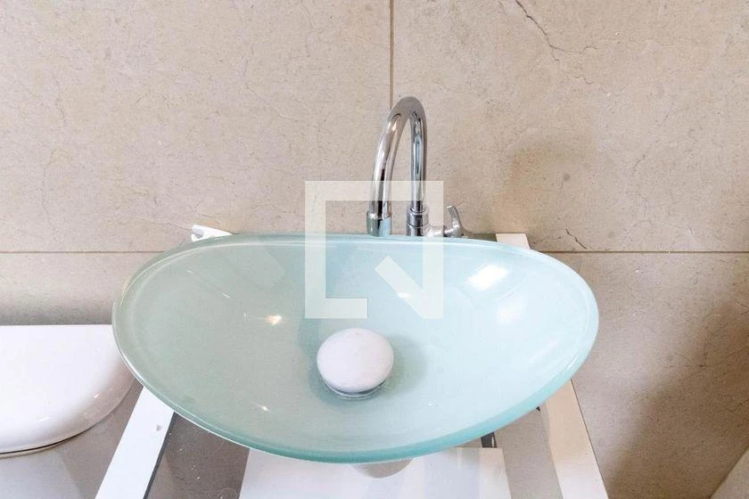Kitnet com cozinha americana e 1 quarto — photo 10