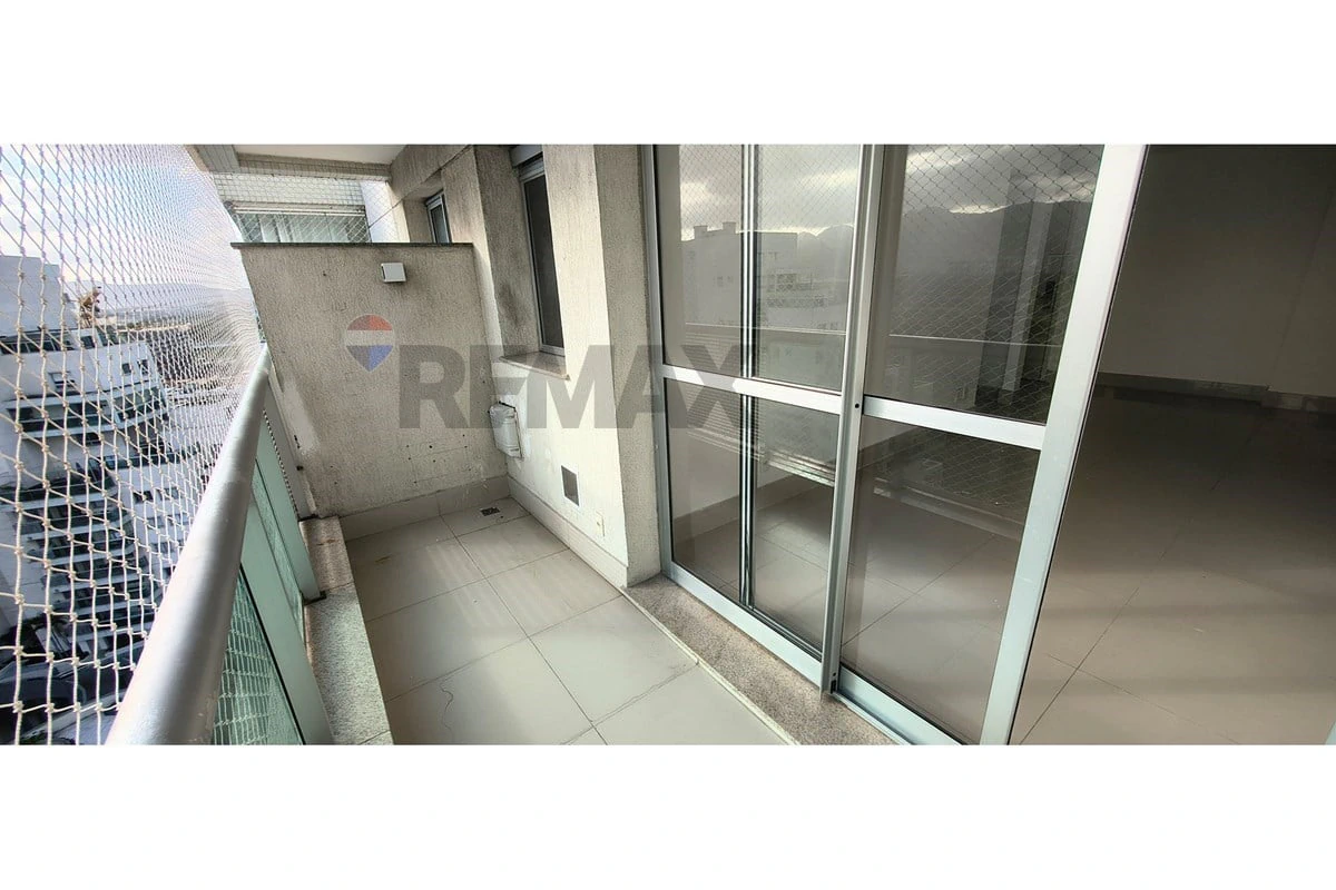 Apartamento de 76 m² com 2 suítes e varanda — photo 2