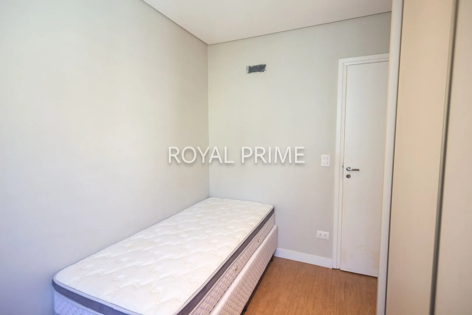Apartamento de 3 dormitorios con cocina abierta y BBQ privado — photo 21