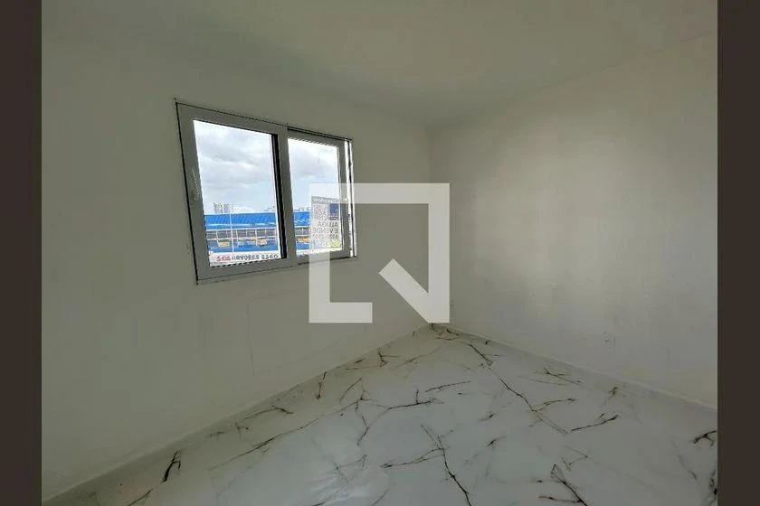 Apartamento de 40 m² com 2 quartos e varanda com churrasqueira — photo 2