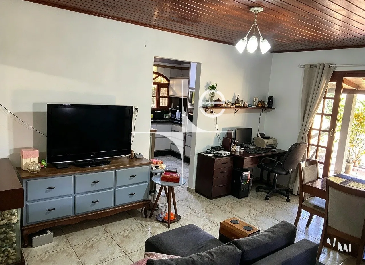House, 100 m², with a bathtub