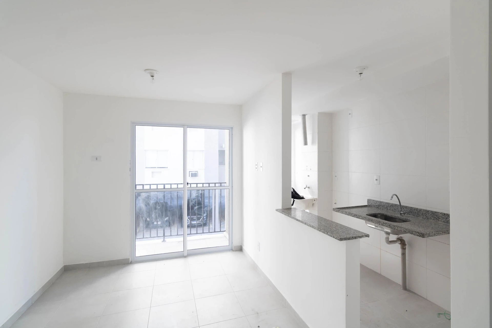 Apartamento com 2 quartos, 1 suíte e 1 vaga