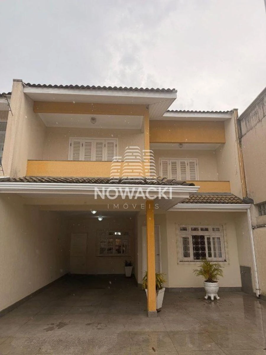 318 m² house with a bathtub and a home office — photo 25