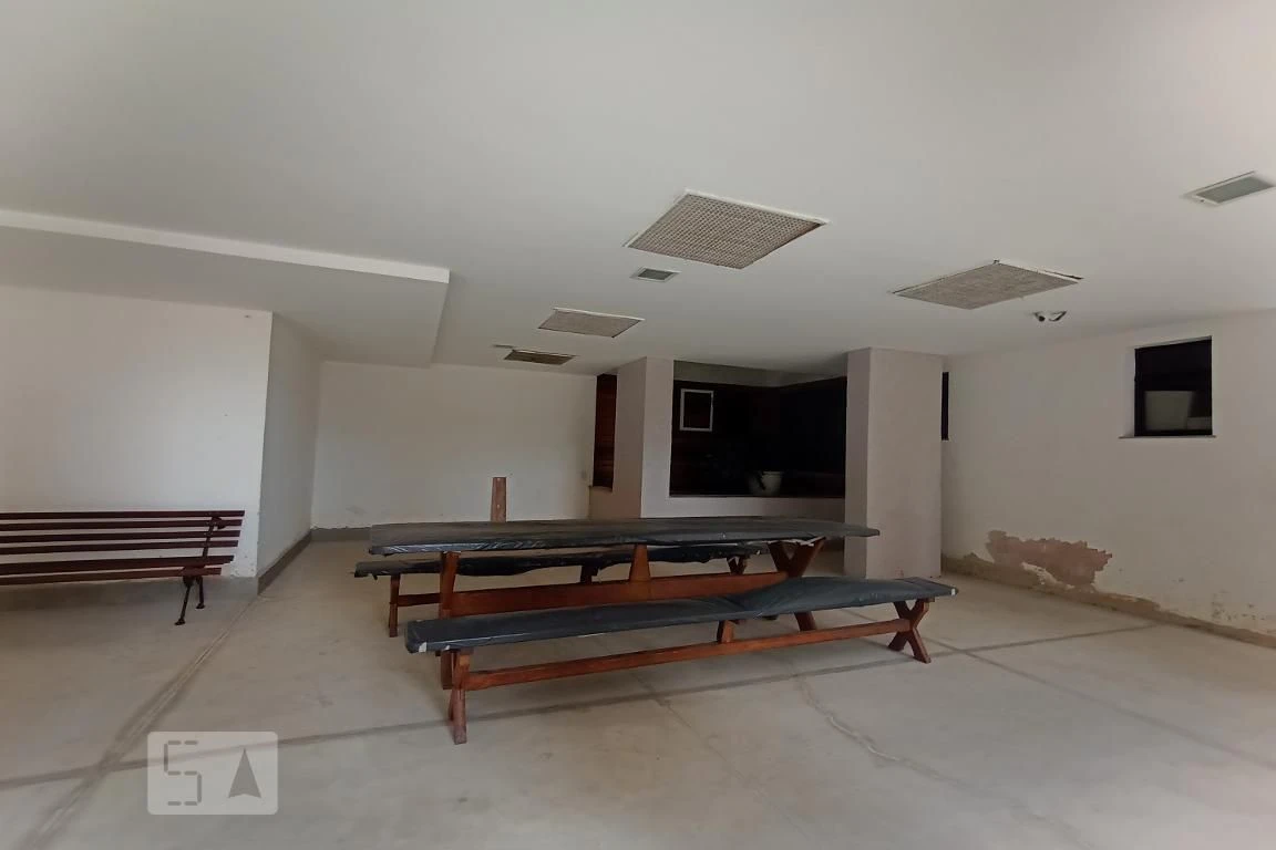 Apartamento de 4 quartos com janelas do piso ao teto — photo 89