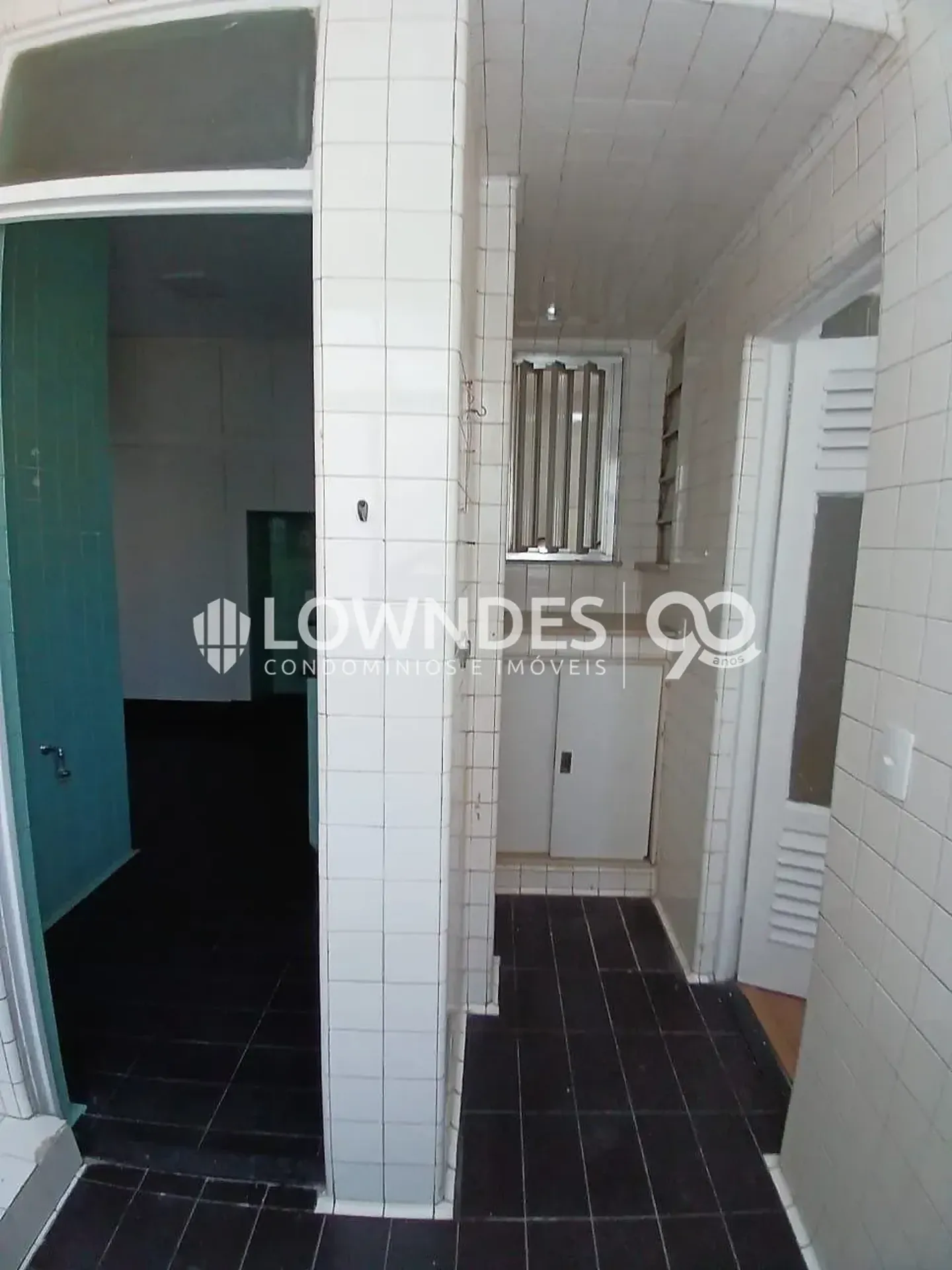 3-bedroom apartment with 1 bathroom and parking space — photo 47