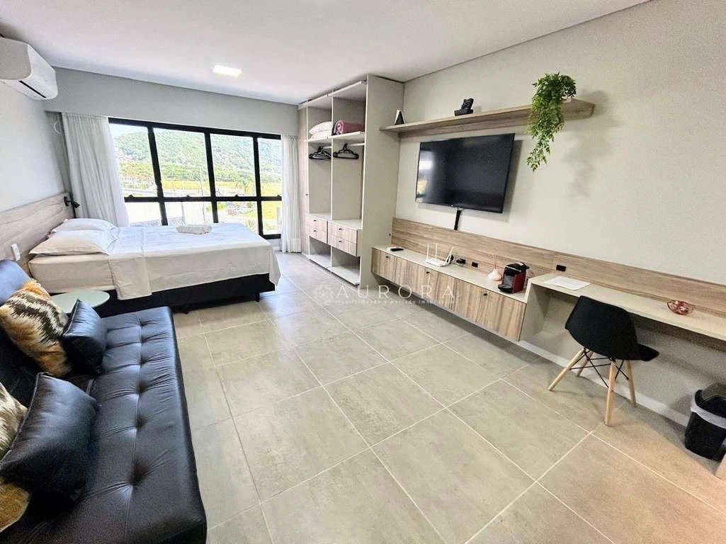 Furnished 38 m² studio with private garden and BBQ — photo 4
