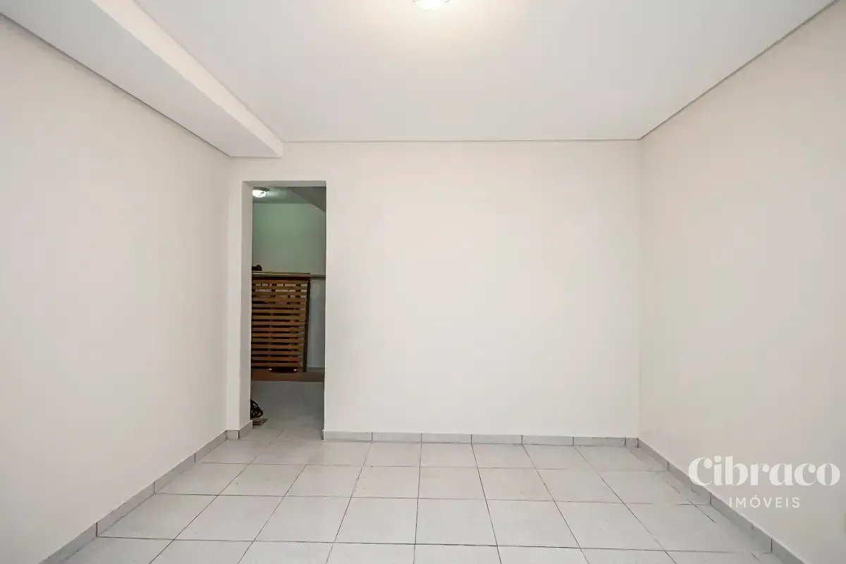 Unfurnished gated condo house with 3 bedrooms and 220 m² — photo 31