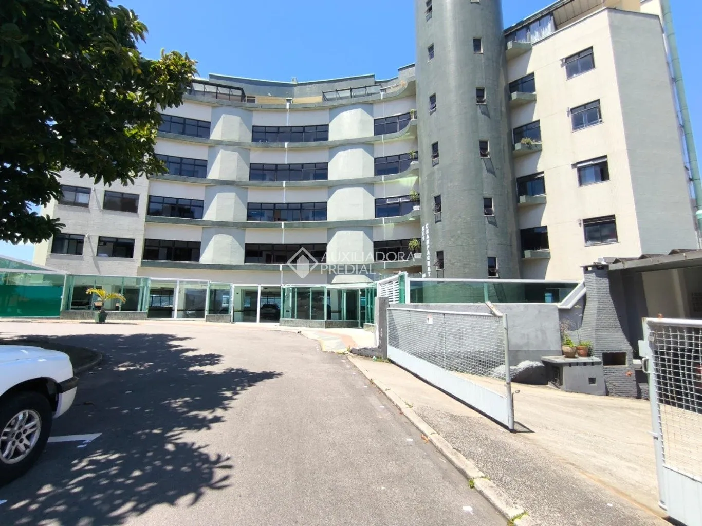 Furnished duplex penthouse 228 m² with 2 bedrooms and 4 parking — photo 20