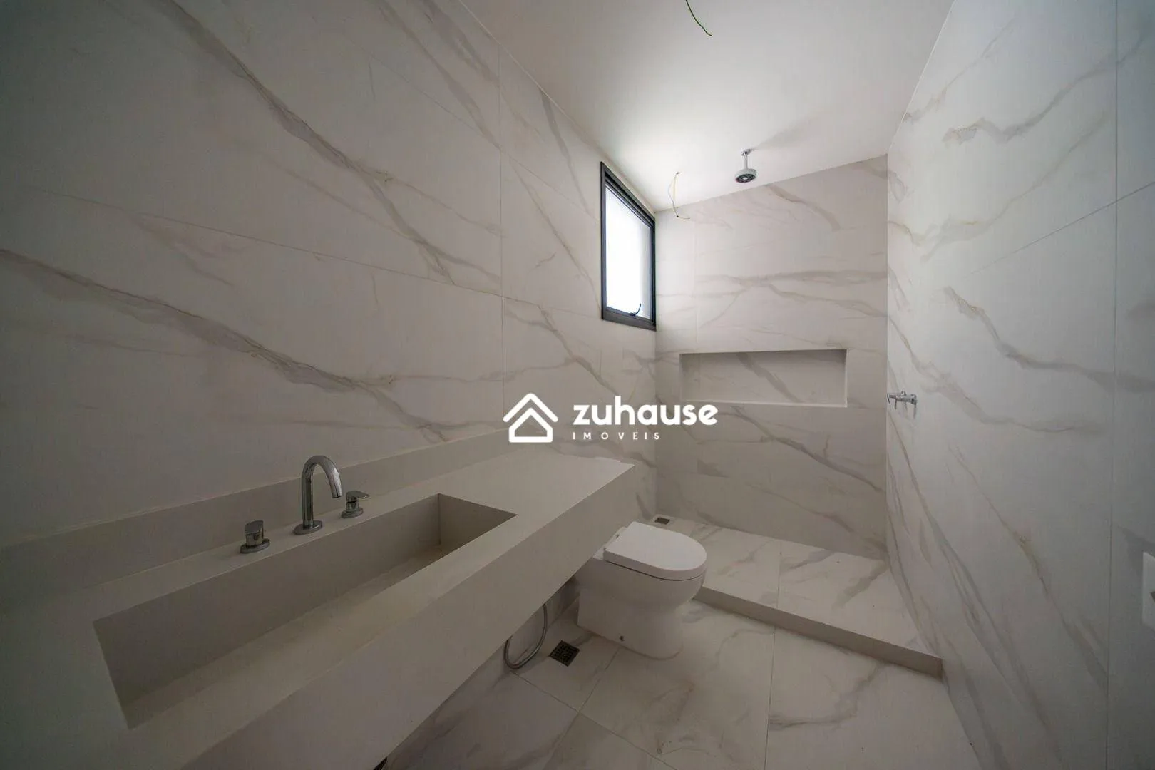 Casa tríplex com 5 quartos e 5 banheiros — photo 22