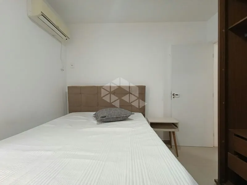 Furnished apartment, 121 m², with a home office — photo 32