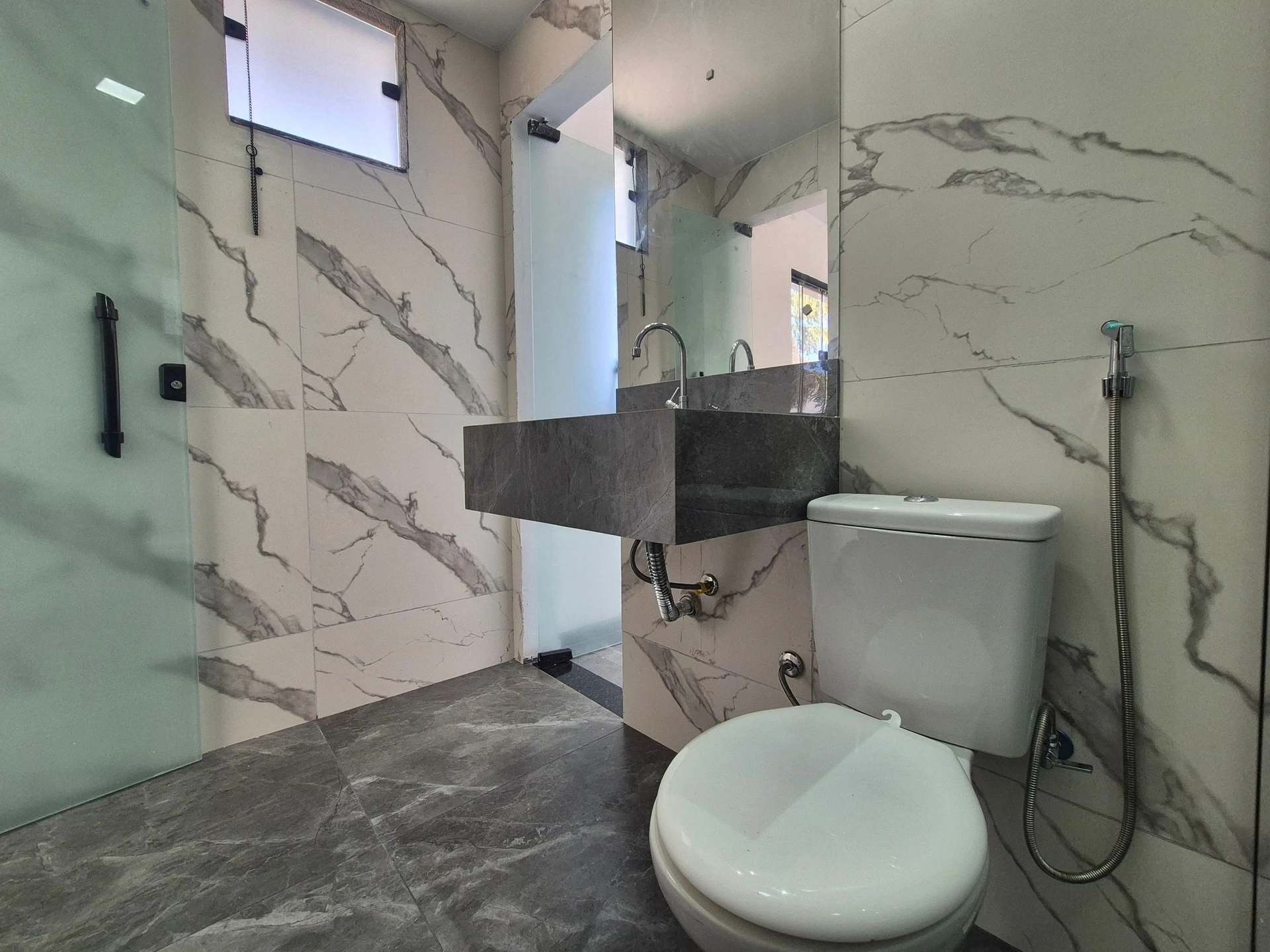 5-bedroom house with a washing machine in Rio de Janeiro — photo 36