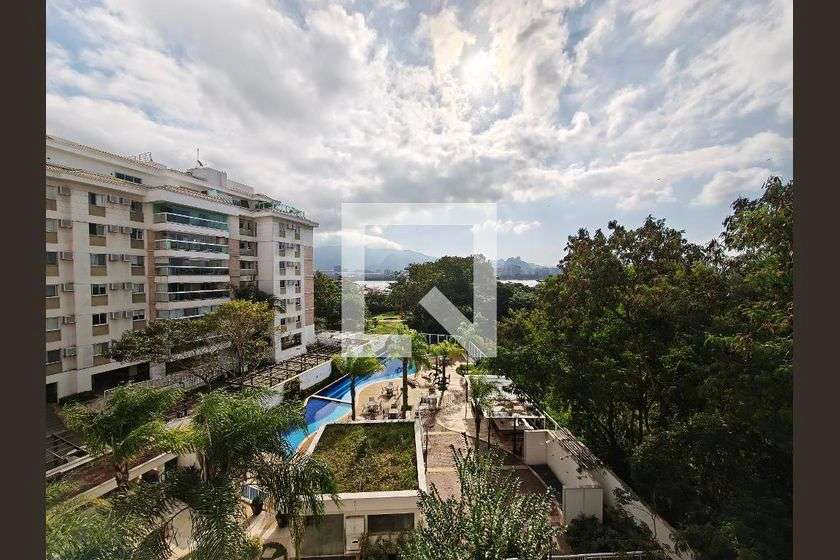 Apartment with 4 en-suite bedrooms and 156 m² — photo 23