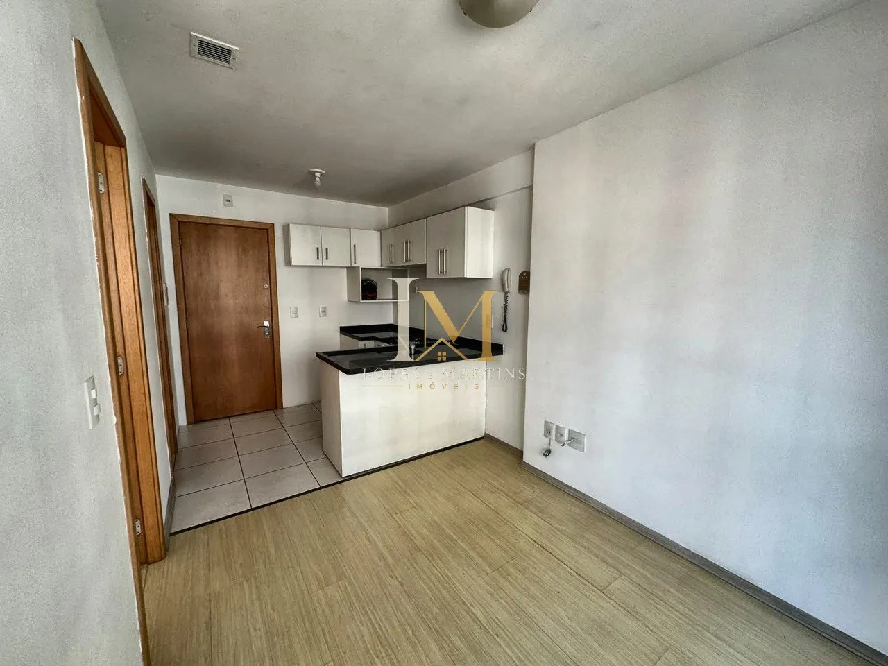 Apartamento, 48 m², com piso de madeira ou laminado — photo 18