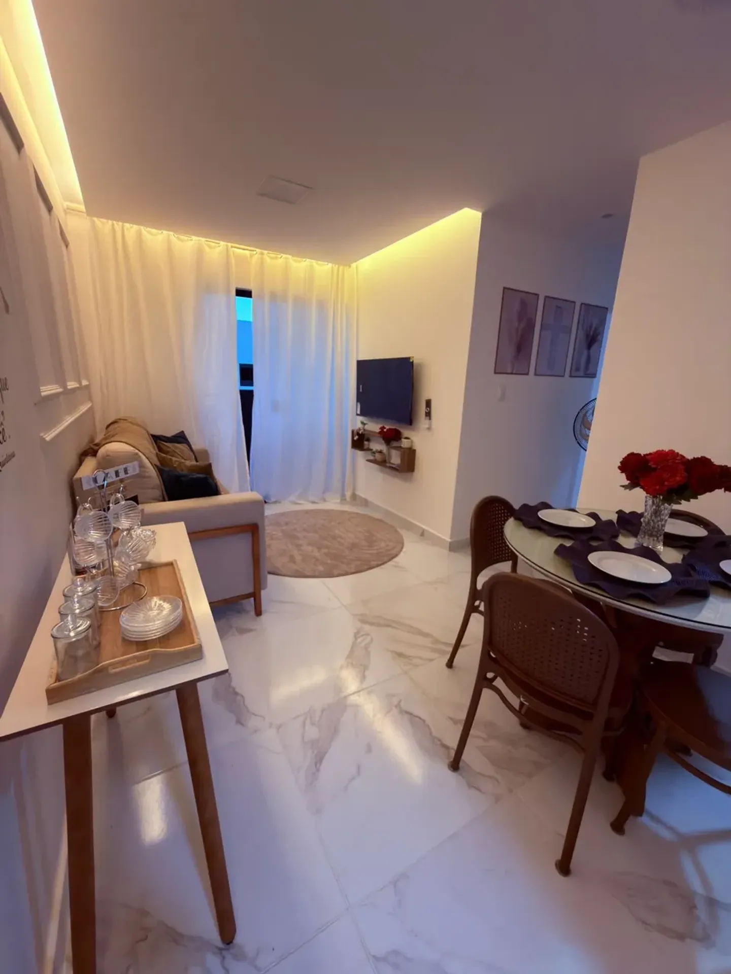 2-bedroom apartment with en-suite, balcony and 60 m²