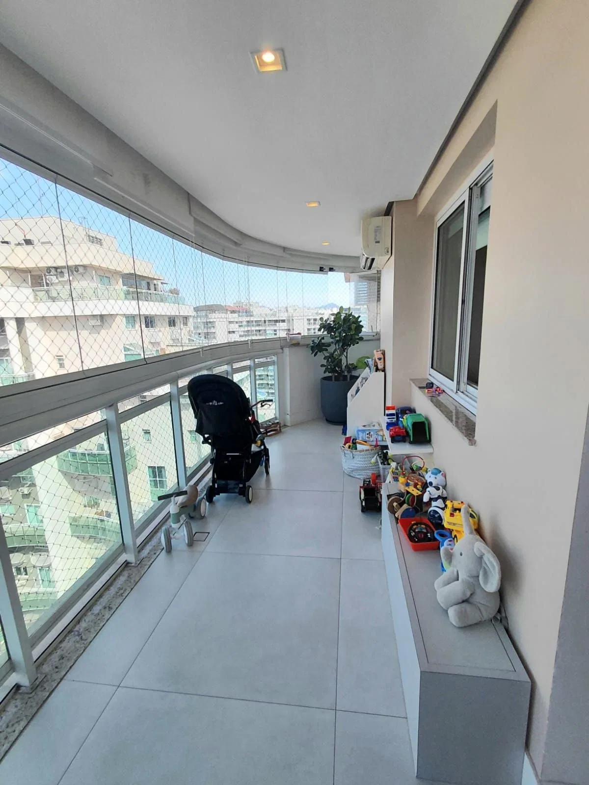 Duplex top-floor apartment with 221 m² and 4 bedrooms — photo 14