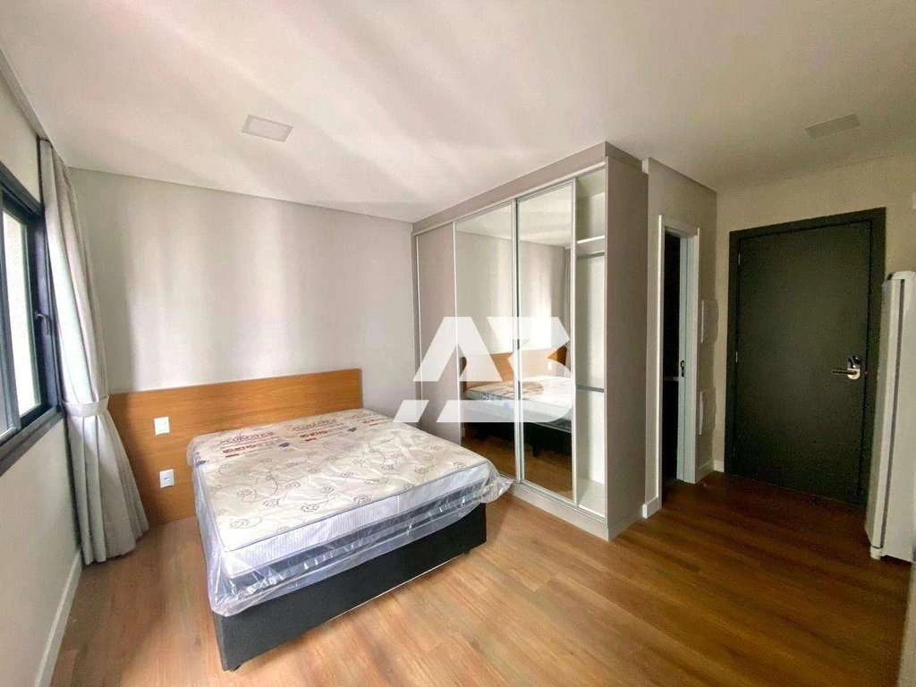 Estudio amueblado con 1 dormitorio y 1 baño de 36 m² — photo 2