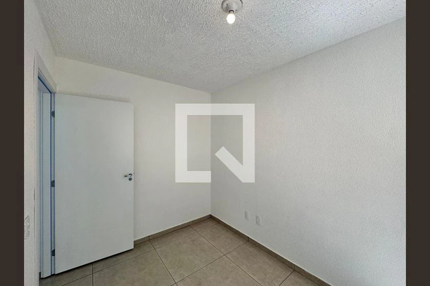 2-bedroom apartment with a glass shower enclosure — photo 22