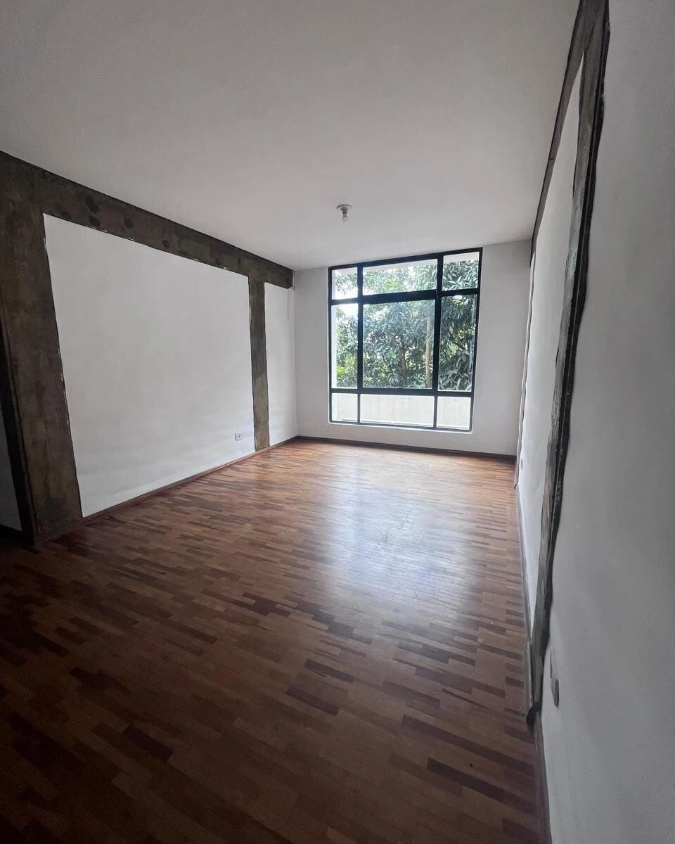 4-bedroom apartment with a home office in Curitiba — photo 4