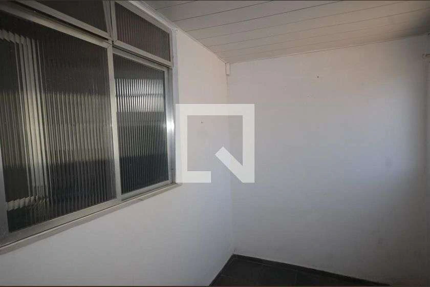 1-bedroom apartment with an electric shower — photo 19