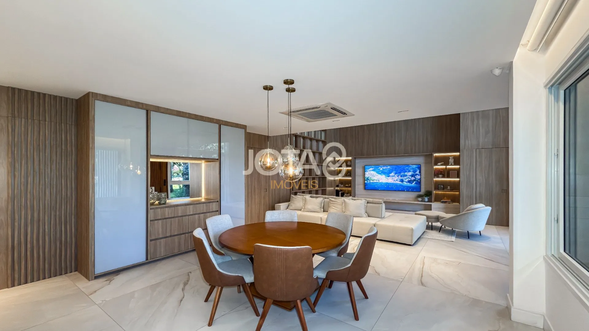 Меблированный дом с 4 спальнями и 635 м² и 7 местами — photo 23