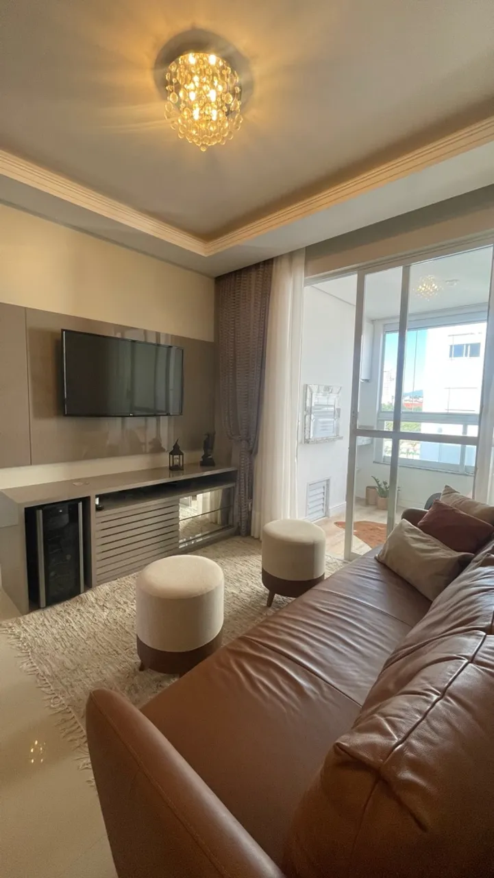 Home office in a 2-bedroom apartment, 66 m²