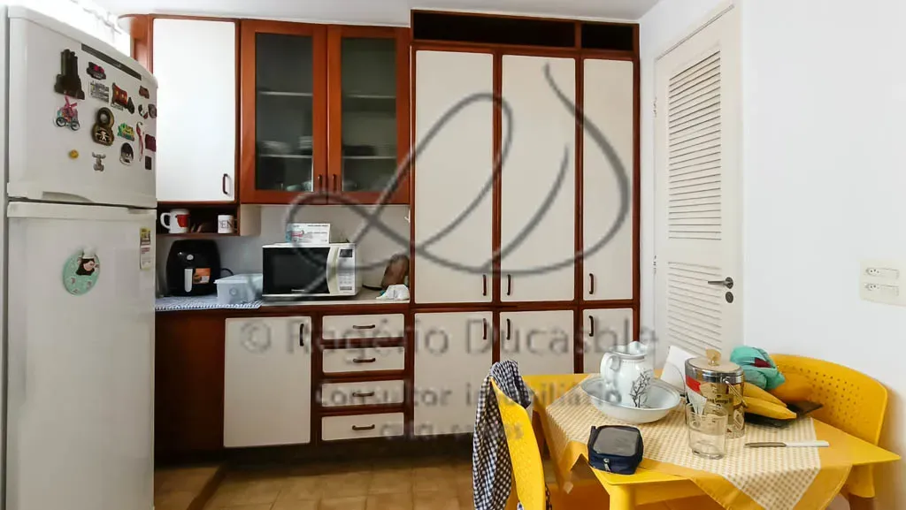 Apartment on the 11th floor with floor-to-ceiling windows — photo 13