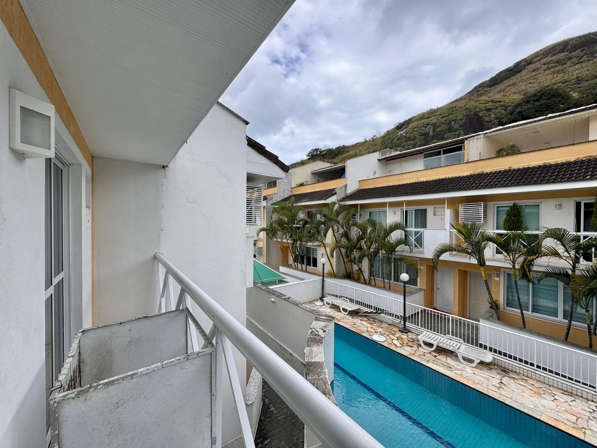 4-bedroom apartment with balcony and private BBQ grill — photo 61
