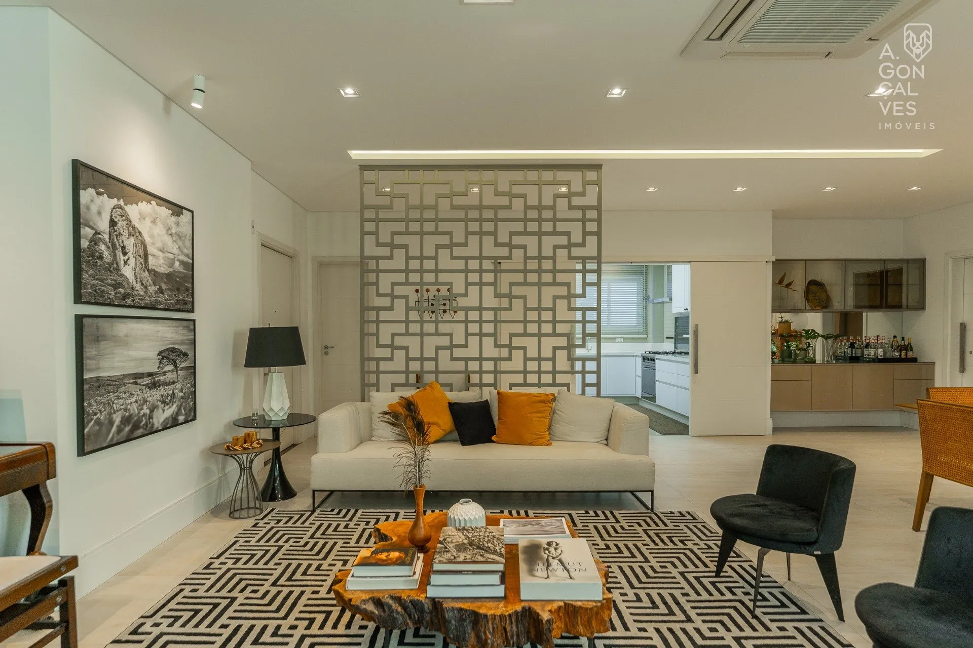 3-bedroom apartment with a dishwasher in Curitiba