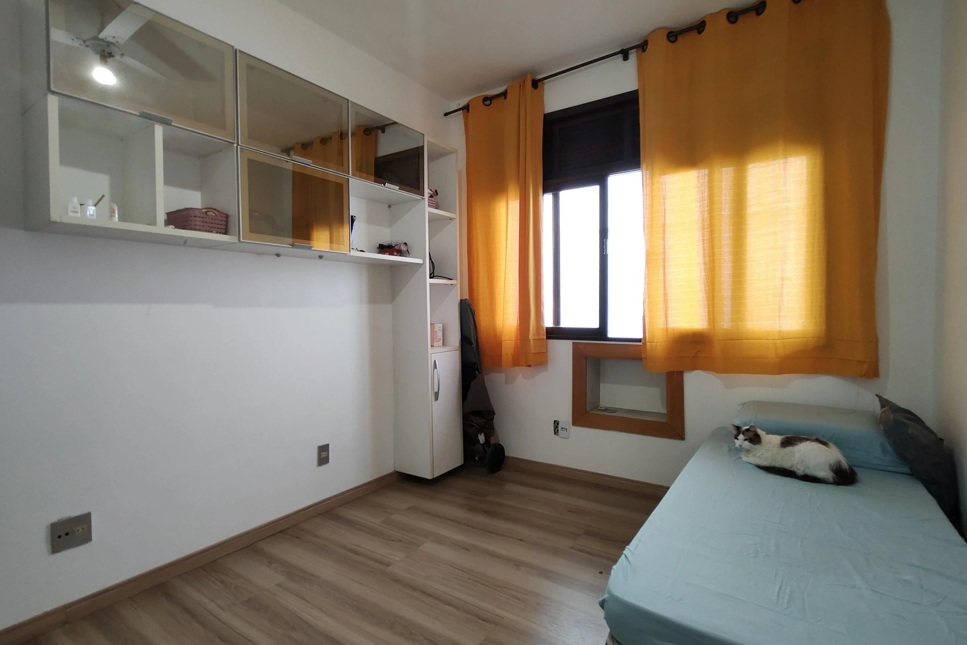 Jacuzzi y 3 dormitorios: casa de 742 m² — photo 12