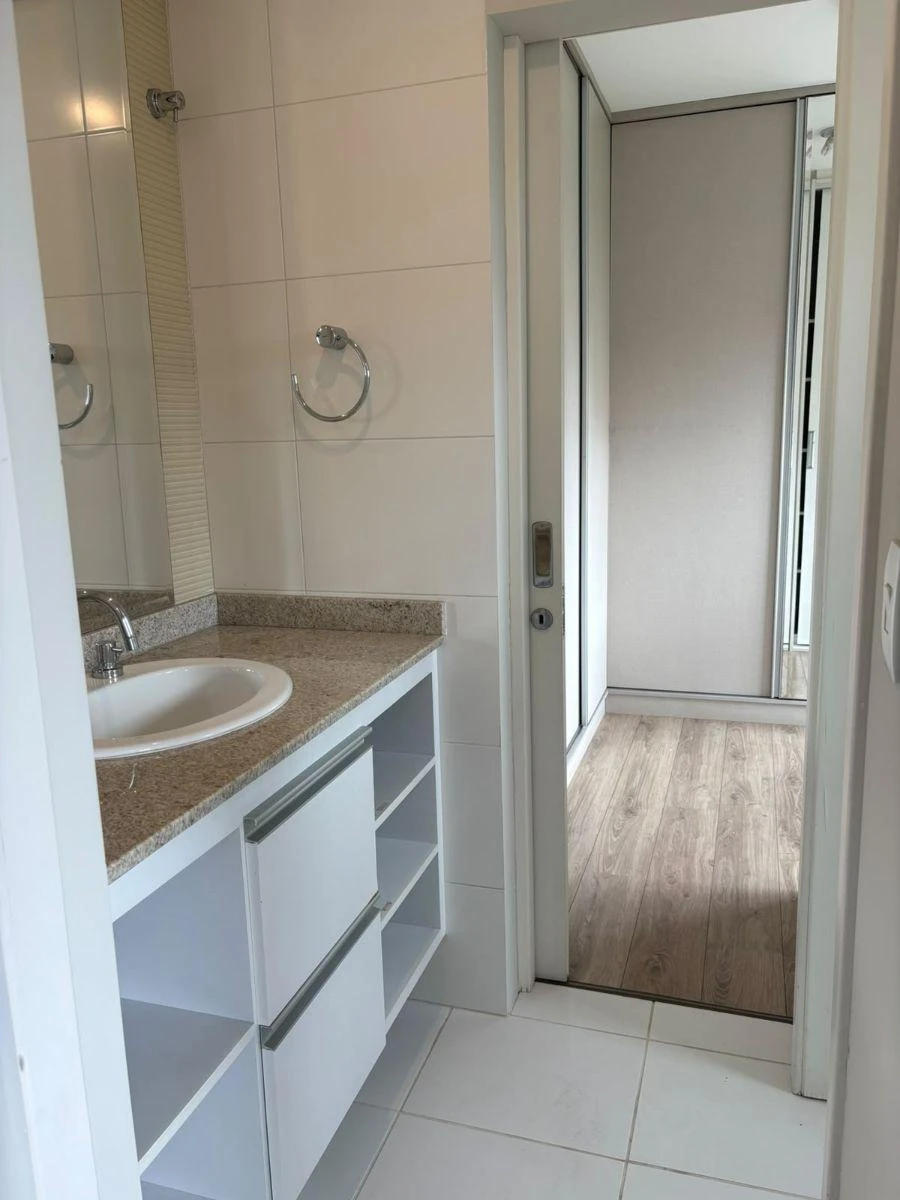 Apartamento de 3 quartos com máquina de lavar, Água Verde — photo 16