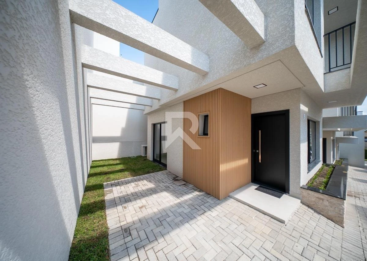 Floor-to-ceiling windows in a 3-bedroom house, 97 m² — photo 16