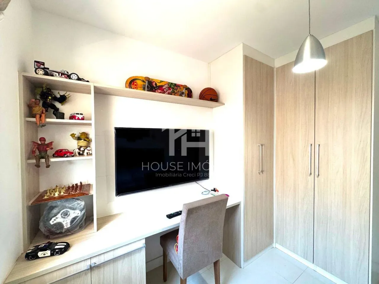 Furnished 2-bedroom apartment with balcony and 2 bathrooms — photo 5