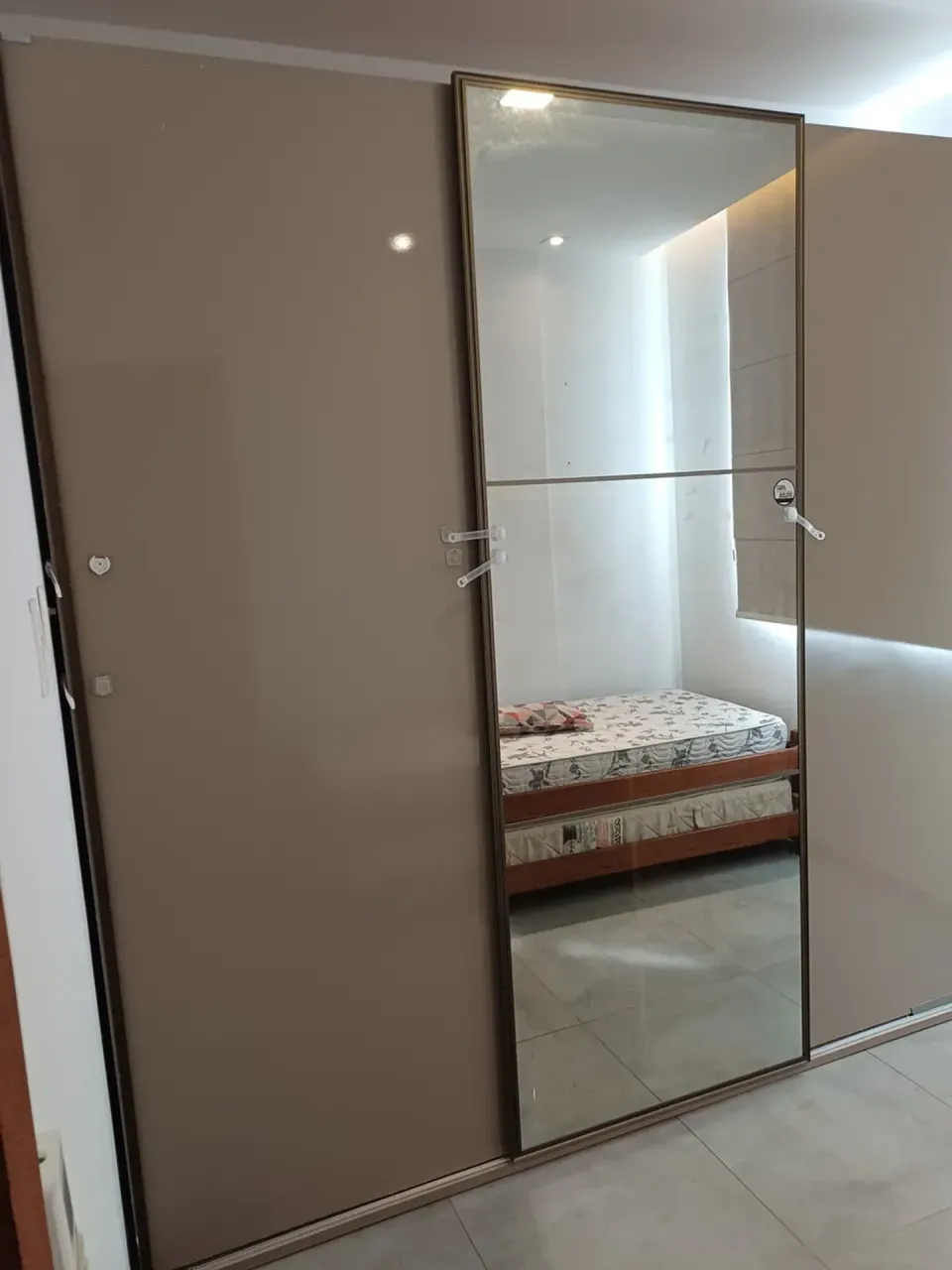 Furnished 2-bedroom apartment with 2 bathrooms — photo 11