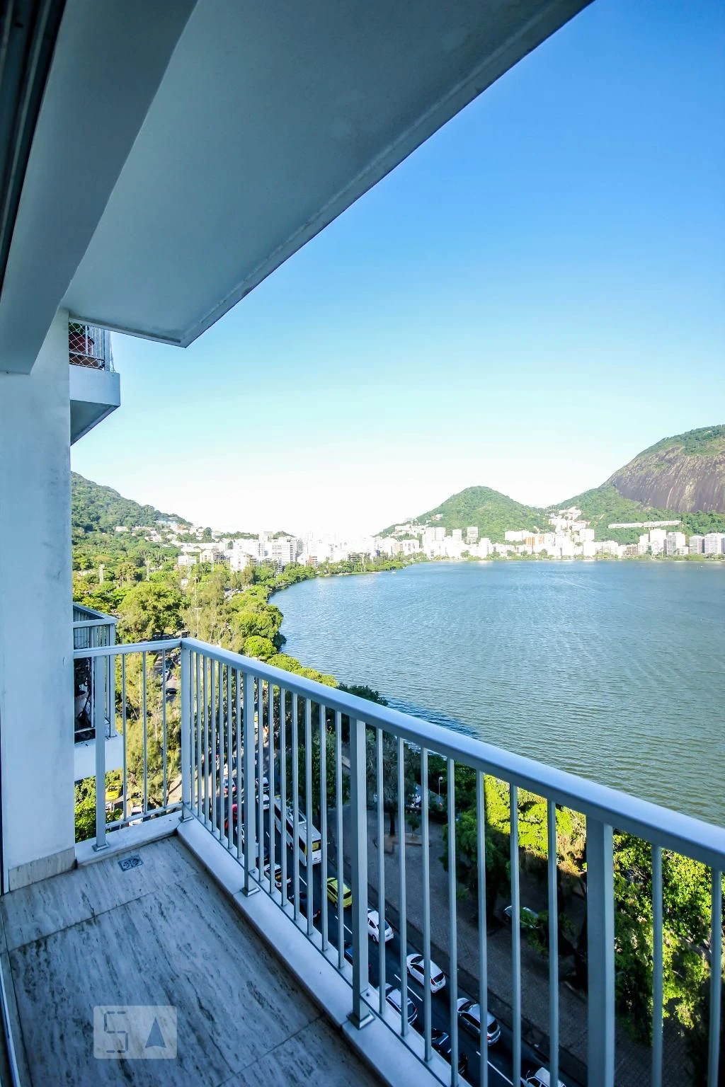 Water view in a 3-bedroom apartment, 110 m² — photo 6