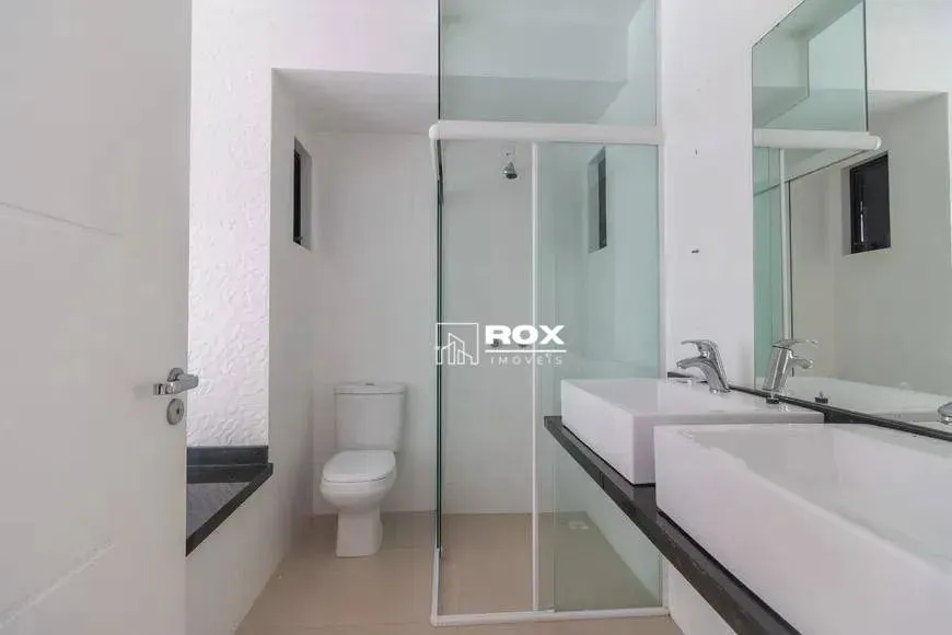 House with 4 en-suite bedrooms, 6 baths and 145 m² — photo 19