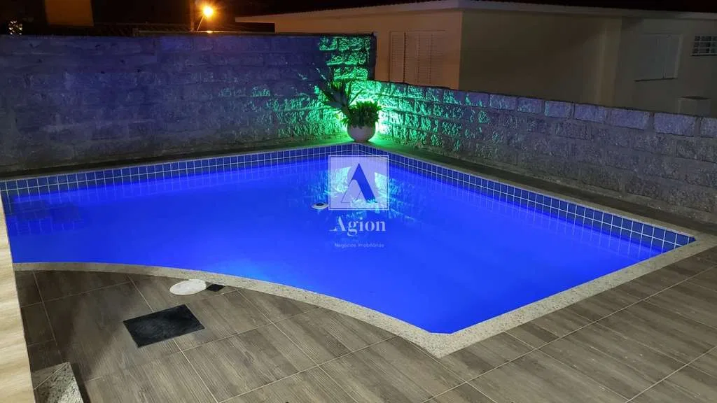 Casa en alquiler con 3 suites y 520 m² — photo 3